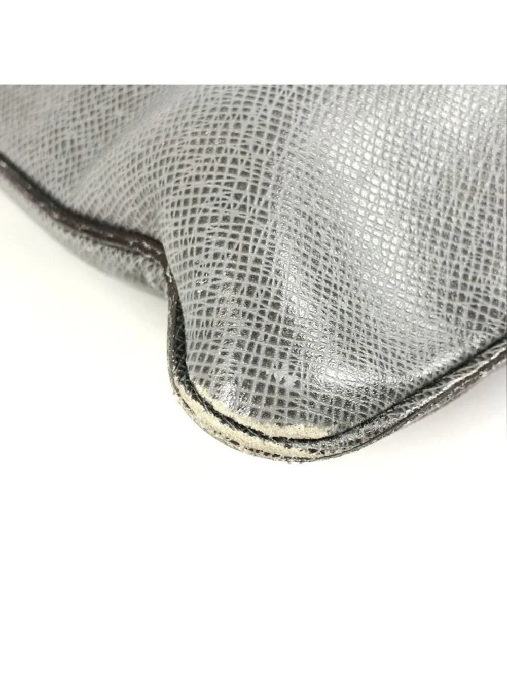Louis Vuitton Shoulder Bag Sasha Taiga Leather Glacier Gray